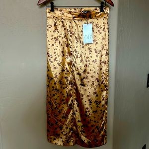 NWT zara satin skirt